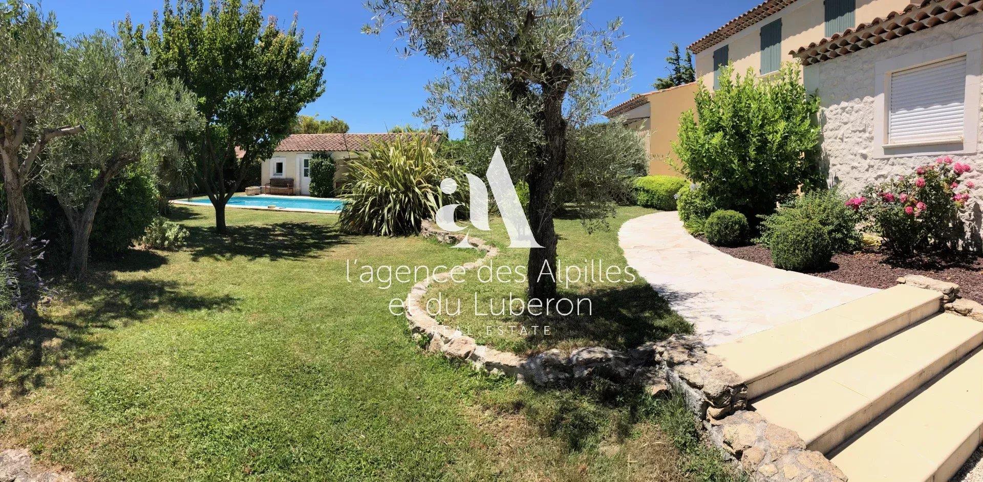 Mouriès - Maison 10' Walking Distance To Village Center