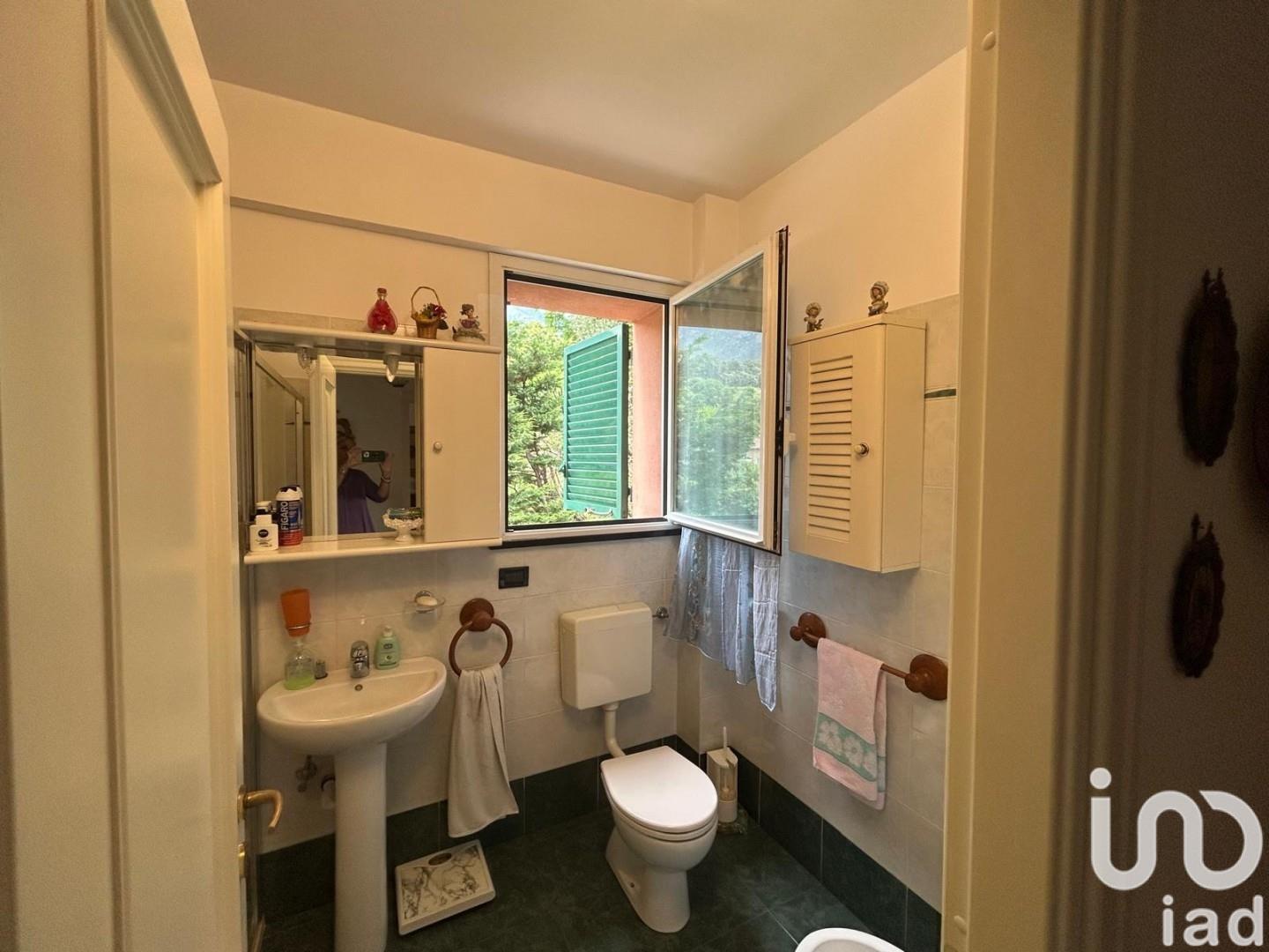 Sale Apartment 95 m² - 2 bedrooms - Cogoleto