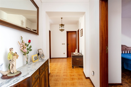 Hervorragende Villa mit 5 Schlafzimmern, Rua dos Carreirinhos, Calvaria de