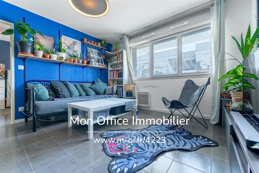 Purchase: Apartment (13003)
