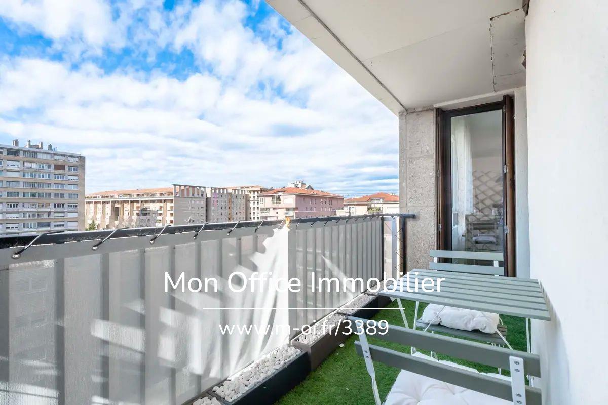 Purchase: Apartment (13100)