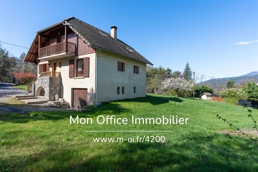 Référence : 4200-Mbe - Maison de 142 m² avec Garage + Terrain Constructible // Saint-Sauveur (05200)