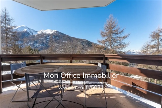 Purchase: Apartment (05200)