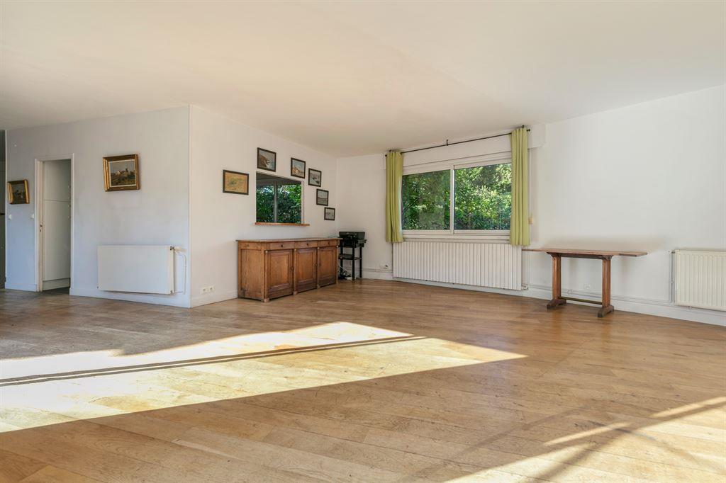 Hauts De Seine 92210 Saint Cloud House 180 m² 4 bedrooms Garden