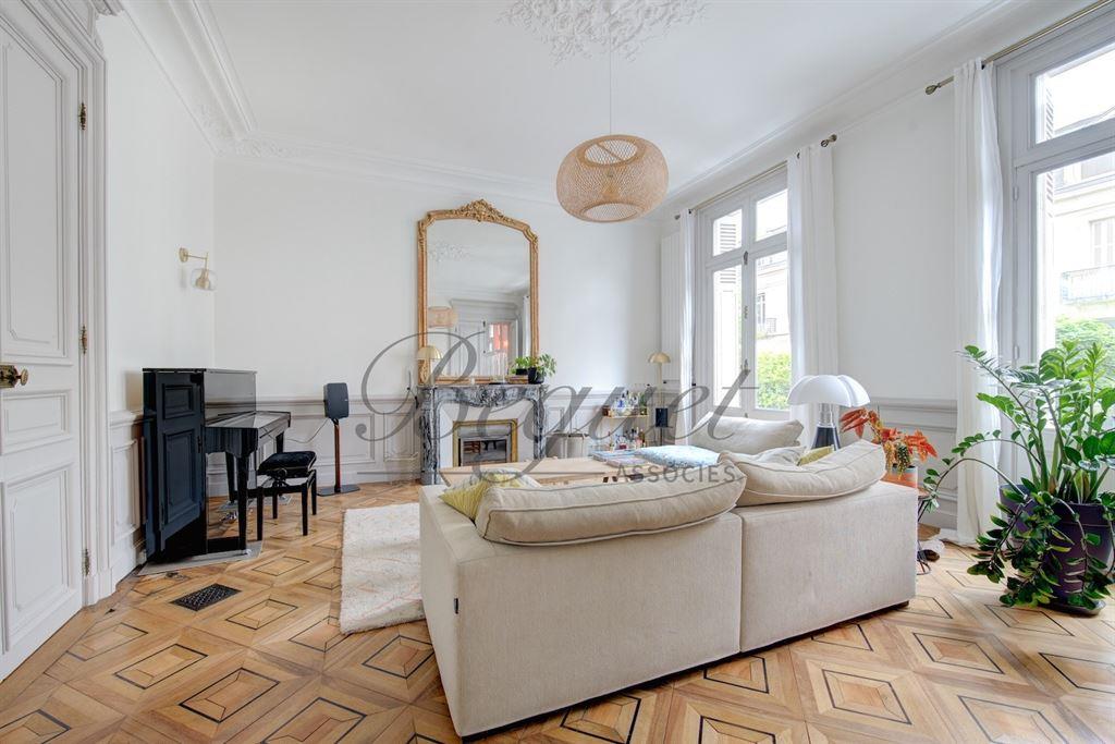 Tours - 37000 Centre ville - Maison - 328M² - 5/6 Chambres - Jar