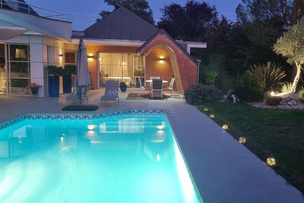 Tours - 37230 - Maison - 210 m² - 4/5 chambres - jardin 3000 m²