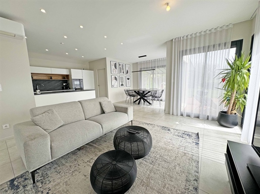 Exclusivity - Contemporary villa of 120 m2 located in a quiet area, close to the center of Vence