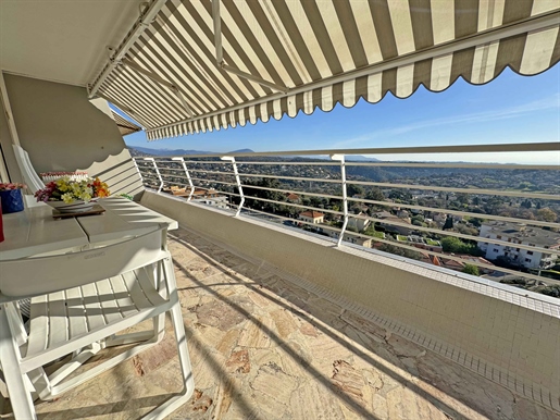 Co-Exclusivity Vence - 3 Room Apartment on the top floor with panoramic sea view