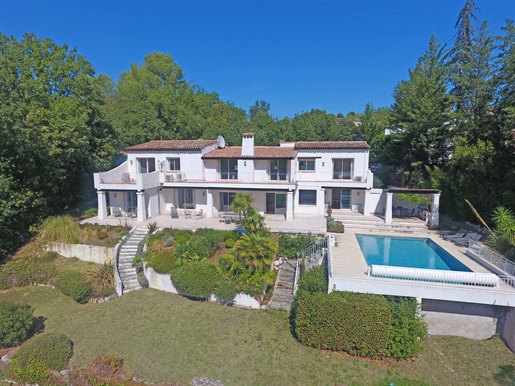 Exclusivity Vence - Villa of 320 m2 with swimming pool, absolute calm