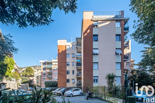 Vendita Appartamento 140 m² - 3 camere - Genova
