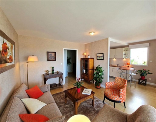 Audierne: 3-room apartment (97 m²) for sale