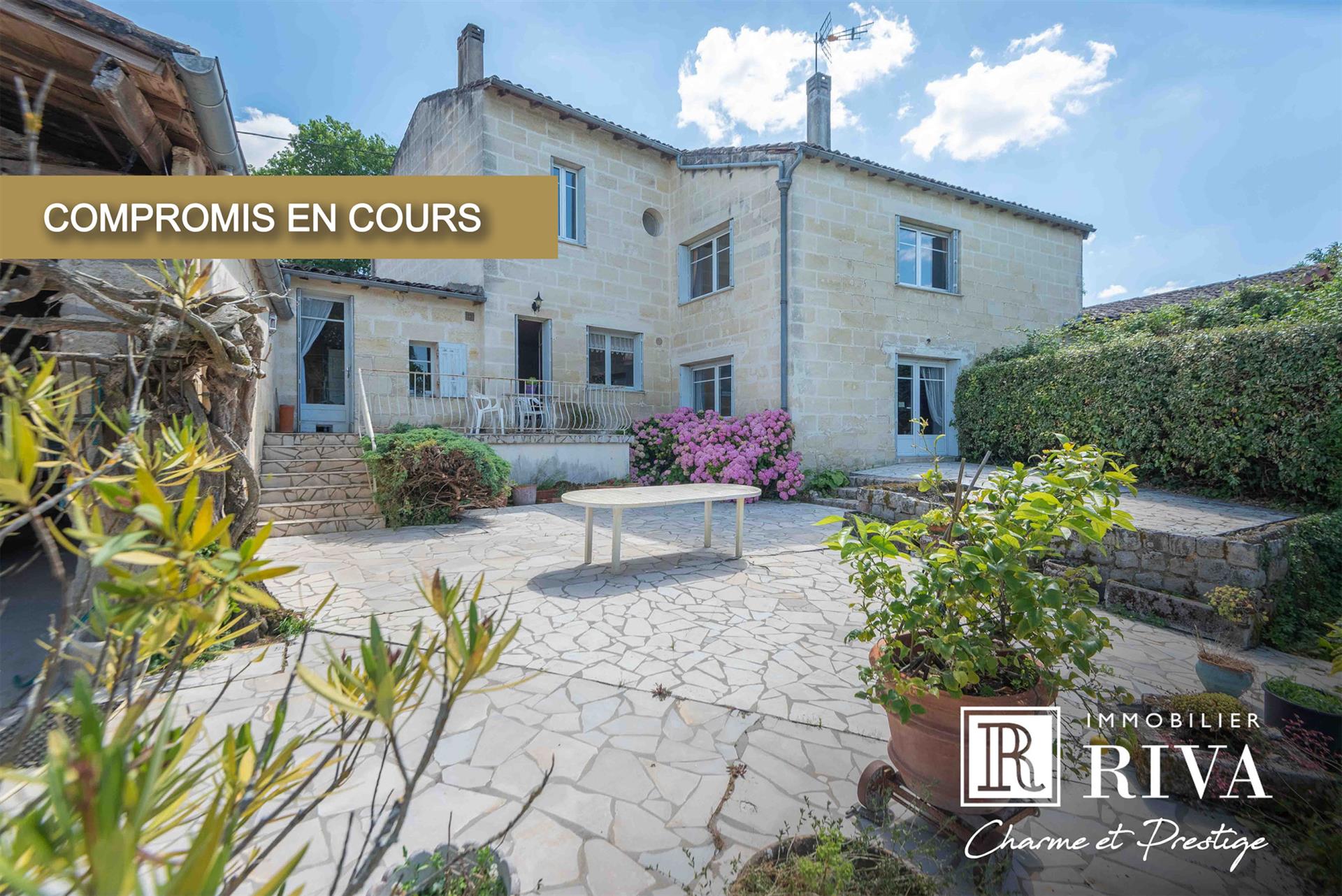 Exclusive - Old Wine Property - 240 M2 Living Room - 200 M2 Of Outbuildings - 3.2 Ha Of Land