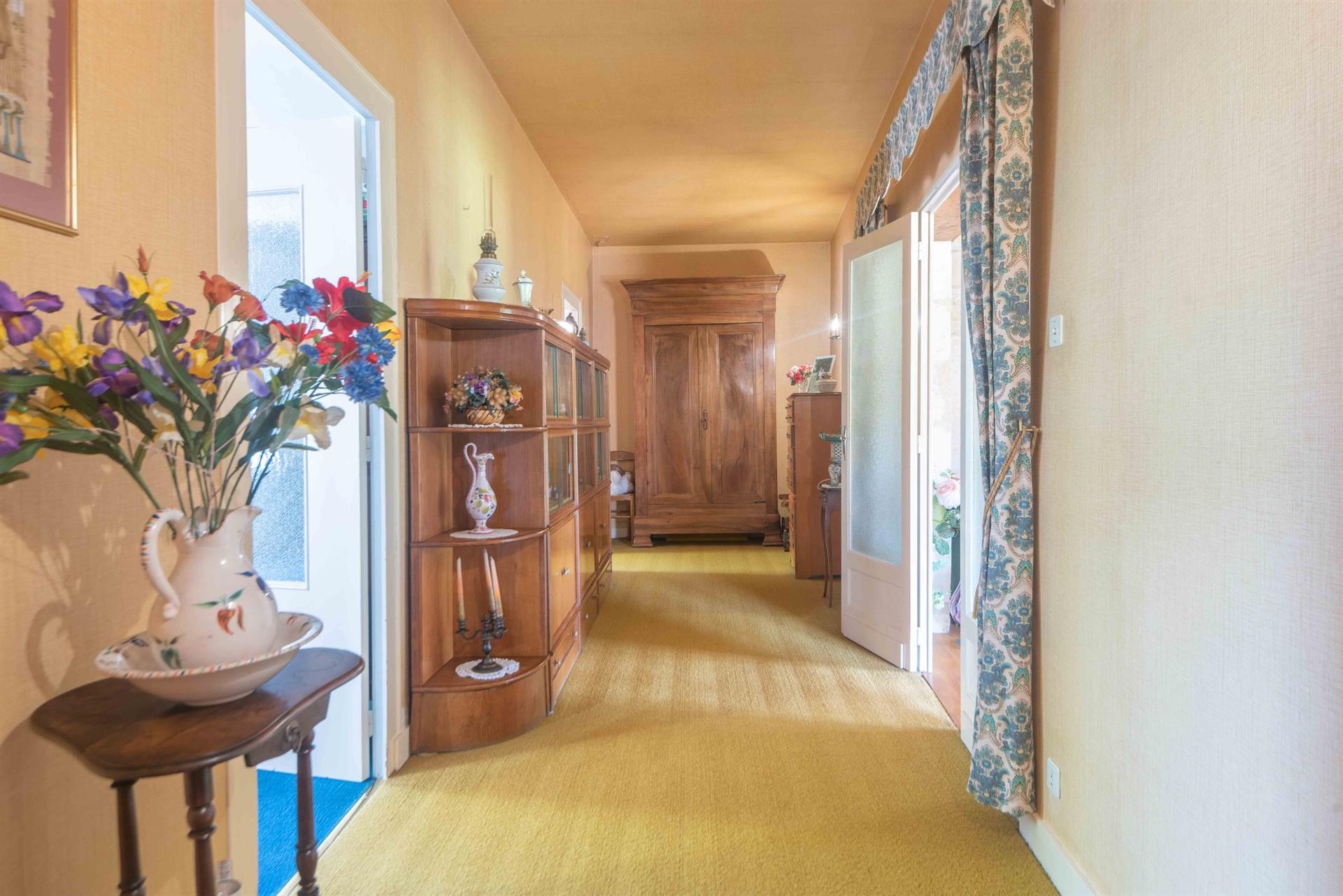 Exclusive - Old Wine Property - 240 M2 Living Room - 200 M2 Of Outbuildings - 3.2 Ha Of Land