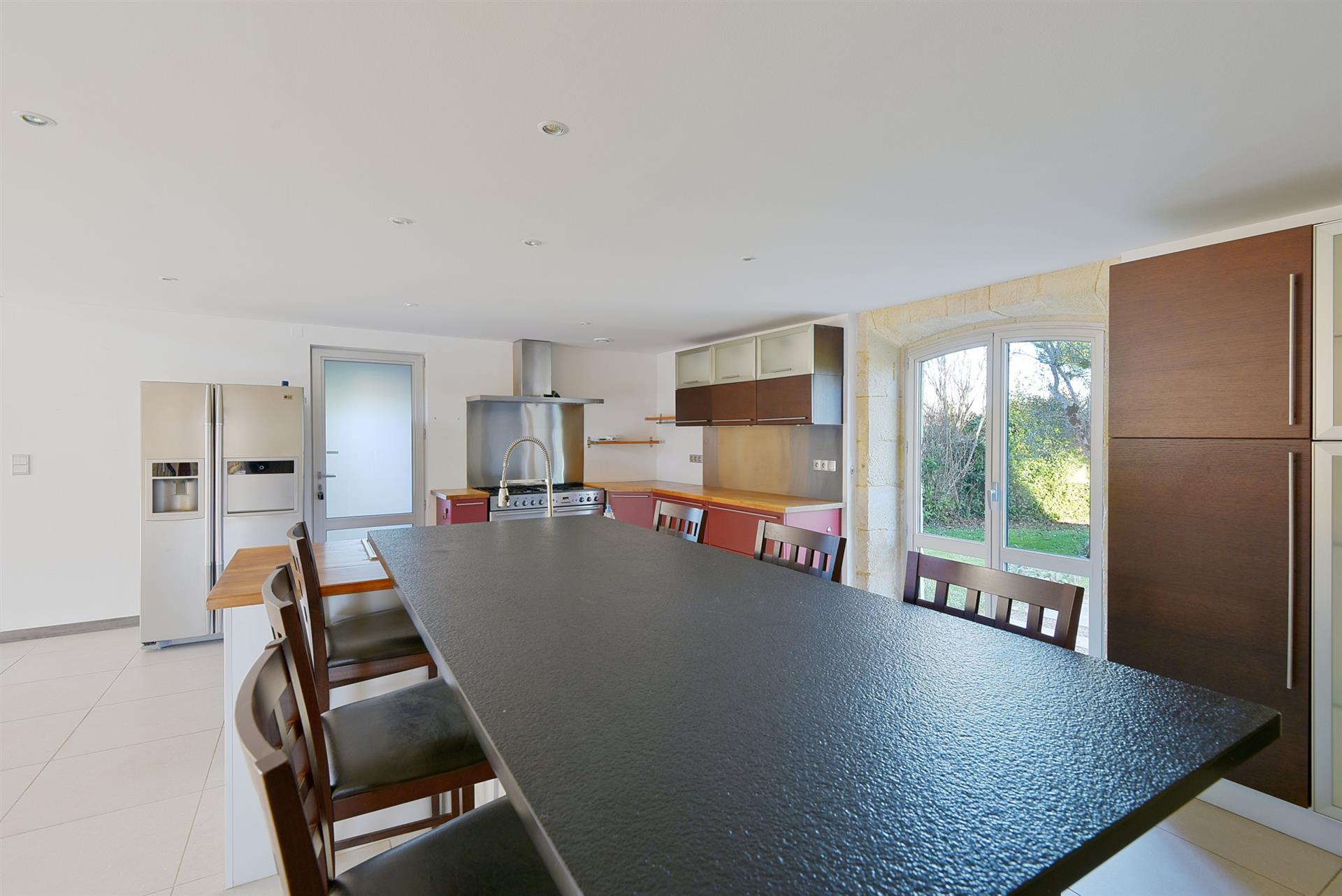 Compra: Vivenda (33370)