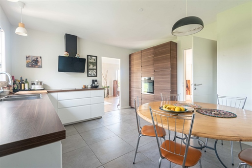 Beautiful Contemporary - 172 m2 Hab - 4 Schlafzimmer
