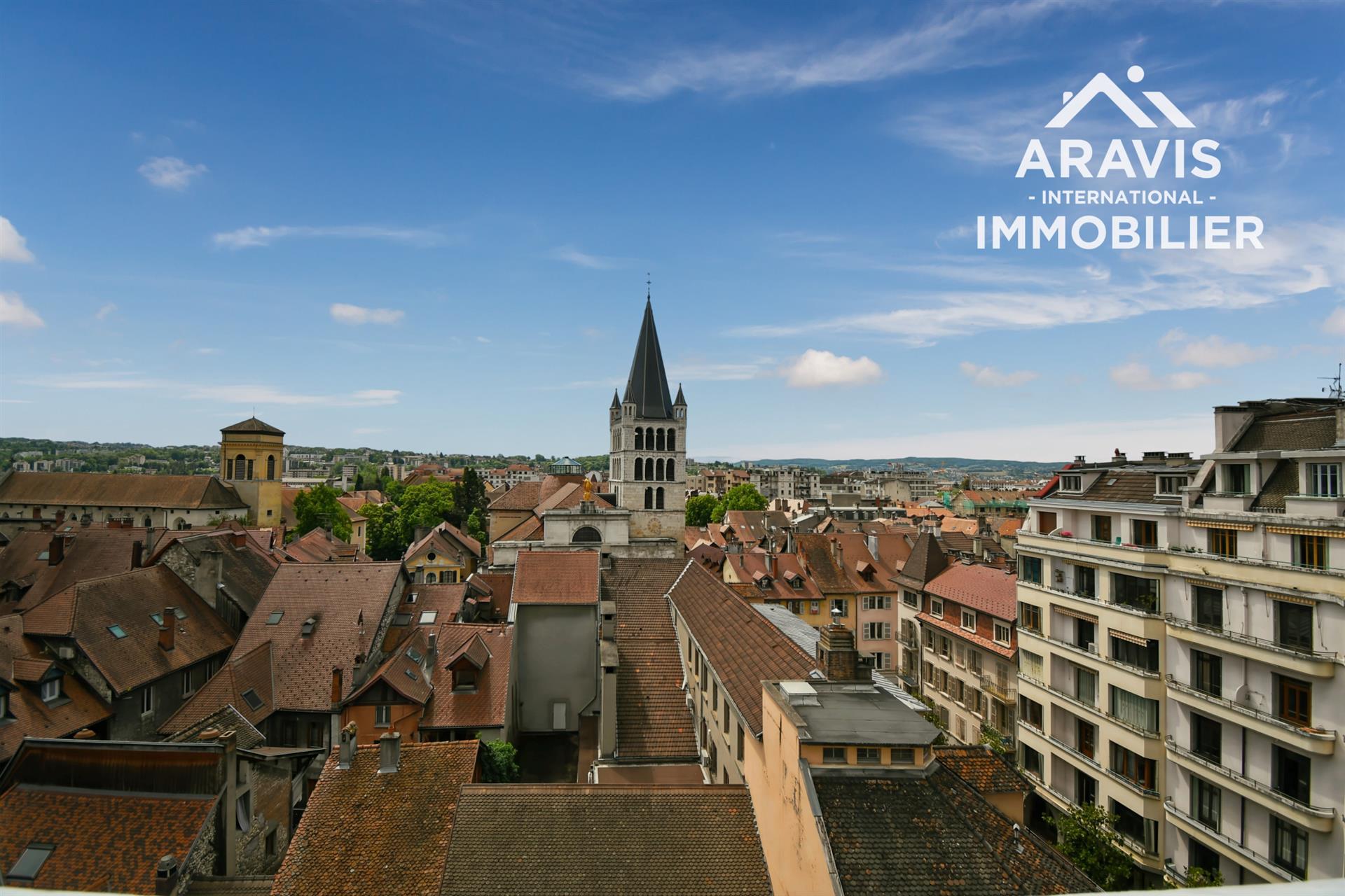 Appartement T2 idéalement situé avec magnifique vue.
