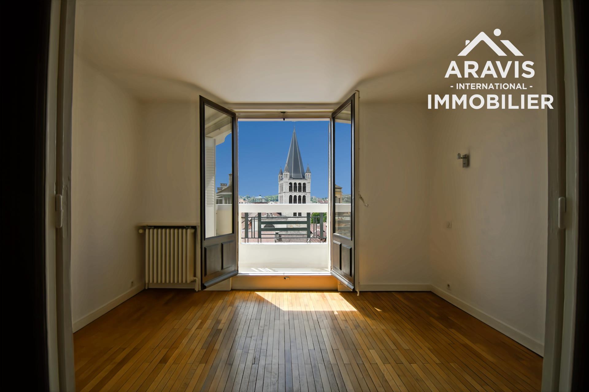 Appartement T2 idéalement situé avec magnifique vue.