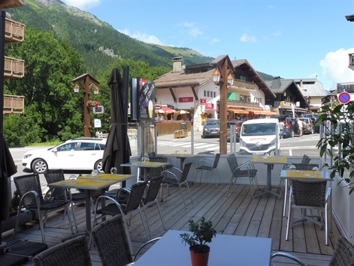 Sehr freundliches Restaurant im Herzen eines Skigebiets in der Mont-Blanc-Region