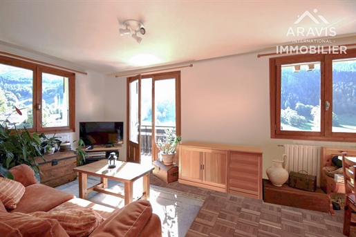 T4 apartment at the foot of the Aravis