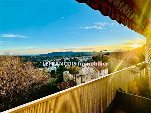 Exclusive - A 3-room apartment with panoramic view