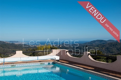 Atypical villa with panoramic view of the bay of Cannes and the Esterel