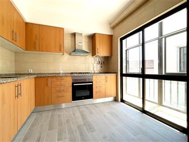 Renovated 2 bedroom apartment in the city center