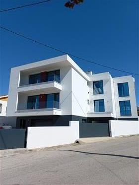 Magnificent T4 of 130M2 with sea views,