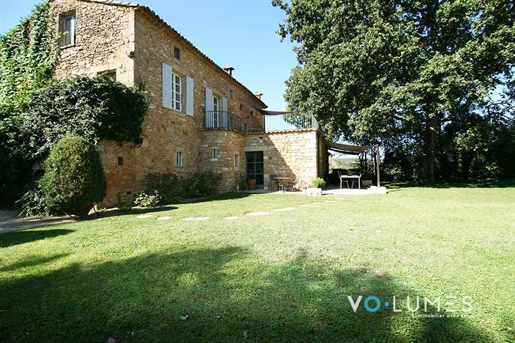 Uzès near, elegant property with park and swimming pool