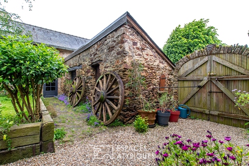 Former 18th century coaching inn and its stables