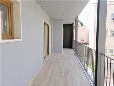 Appartement de 3 chambres à Lapa, Lisbonne, avec balcon