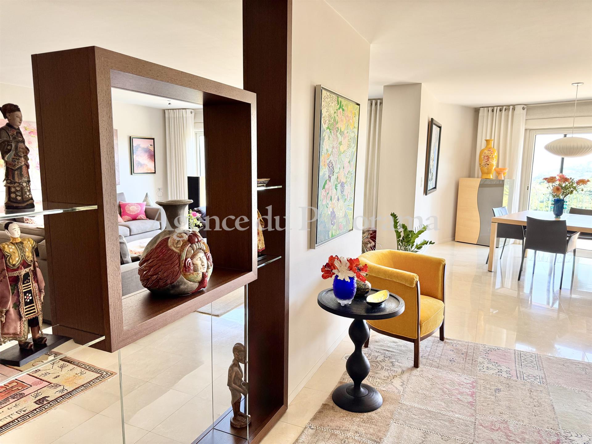 Compra: Vivenda (06530)