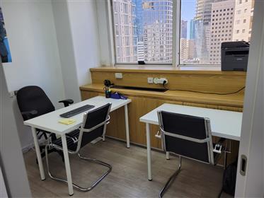 Kanceláře k pronájmu, kompletně zrekonstruované a zařízené, od 1 790NIS. Ramat Gan