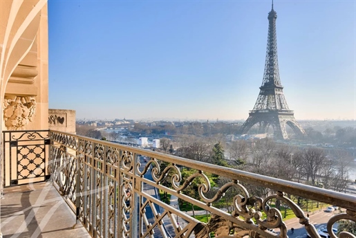 Apartamento con vistas excepcionales al Sena y a la Torre Eiffel