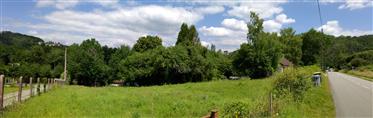 Totally constructible land 1 minute from Aubusson - View of the river