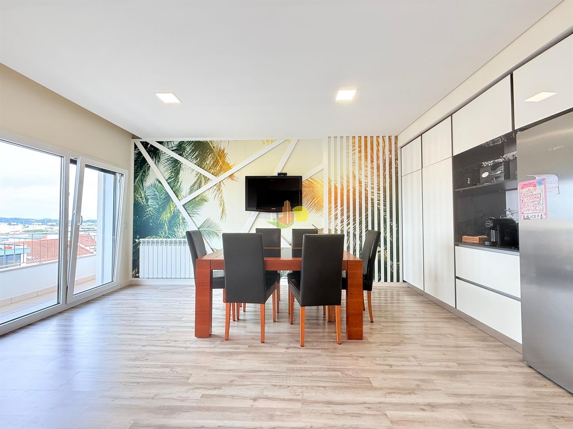 T4+1 Duplex mit Doppelgarage