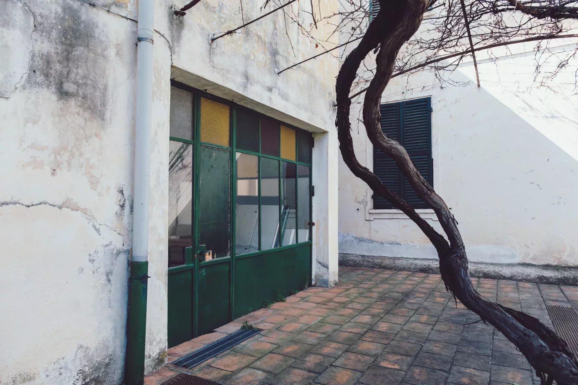 Ventimiglia Oasi Nervia: Two House, 8 room(s) 200 m2, flat garden,