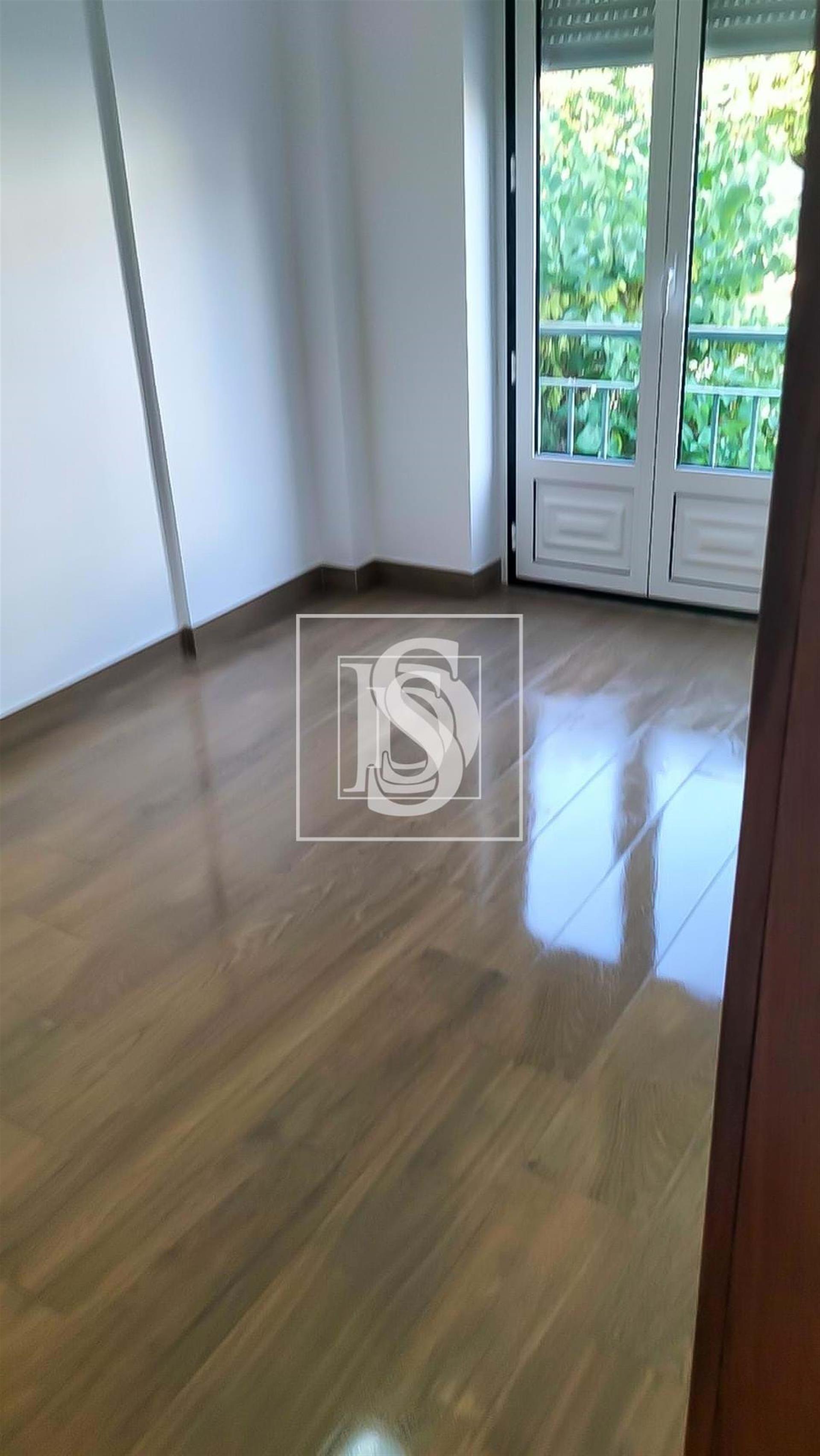 Apartment T2 in Udf de Tomar (São João Baptista) e Santa Maria dos Olivais