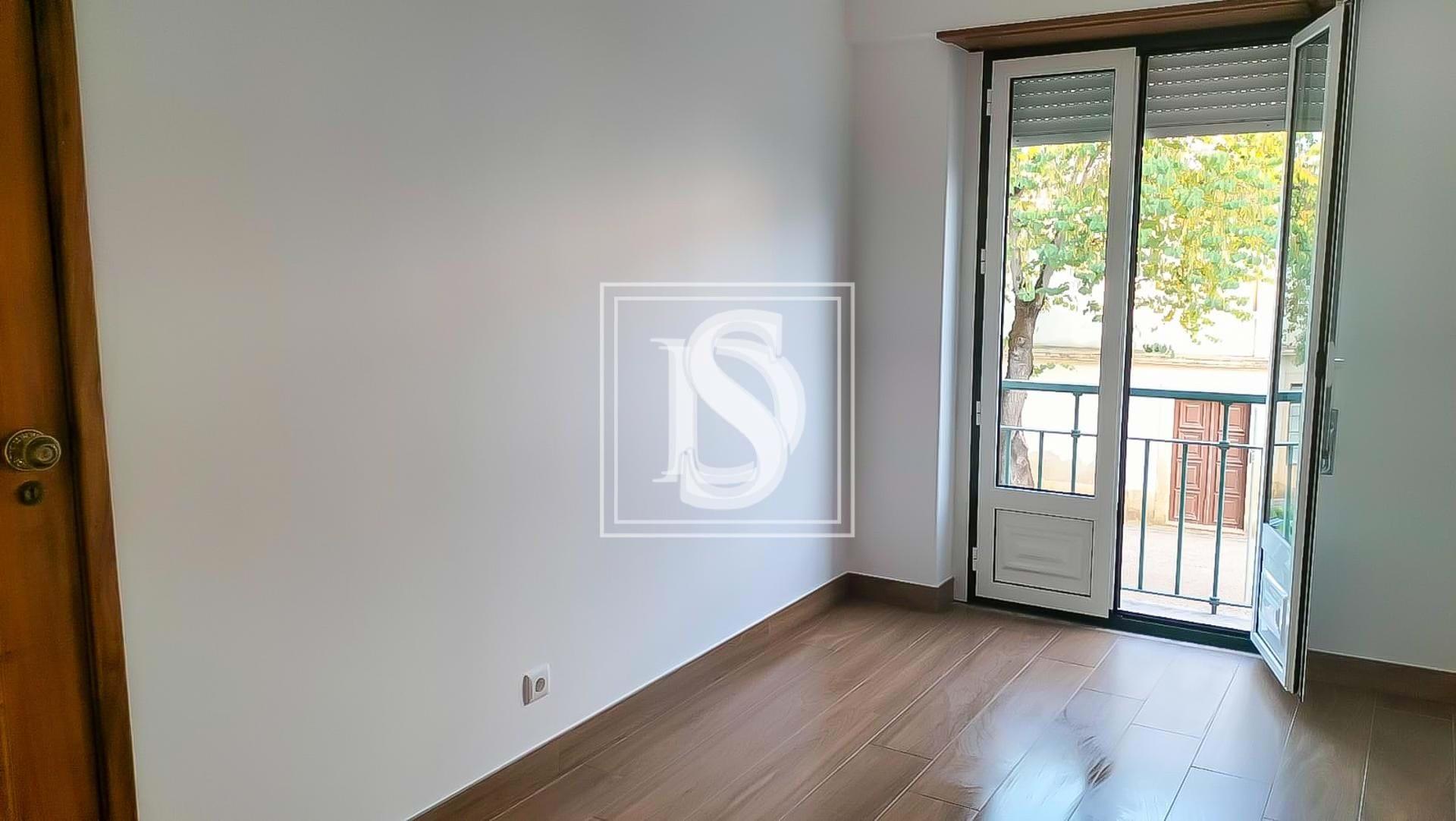 Apartment T2 in Udf de Tomar (São João Baptista) e Santa Maria dos Olivais