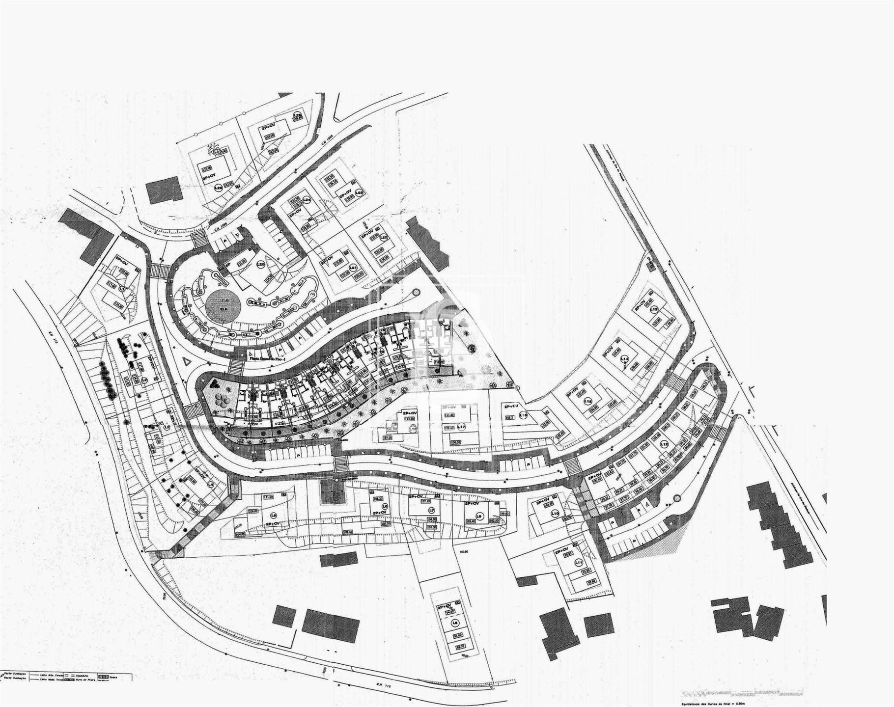 Land in Udf van Tomar (São João Baptista) en Santa Maria dos Olivais