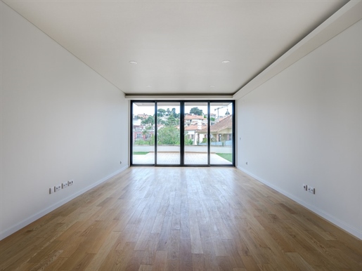 Apartment to debut T3 Luxury Duplex Monte Estoril