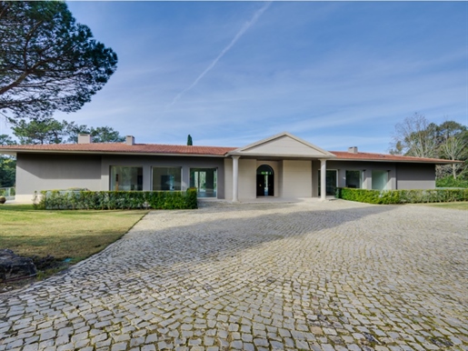 Magnificent brand new villa in Quinta Patino - plot of 4600m2