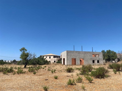 Plot of land for a rural hotel in the Algarve / Lagoa,