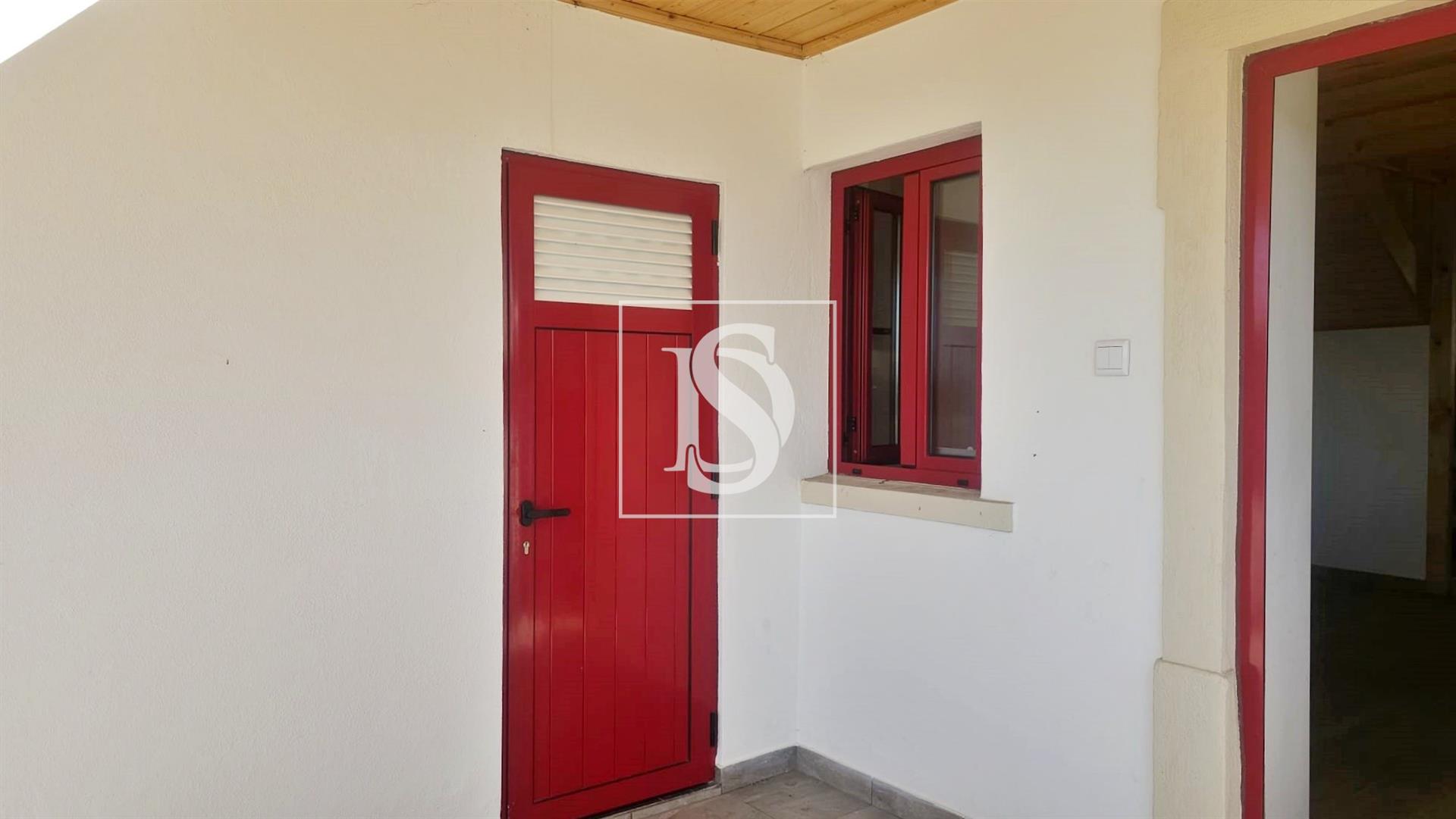 Live with Tradition – Villa met 2 slaapkamers en patio in Montemor-o-Velho
