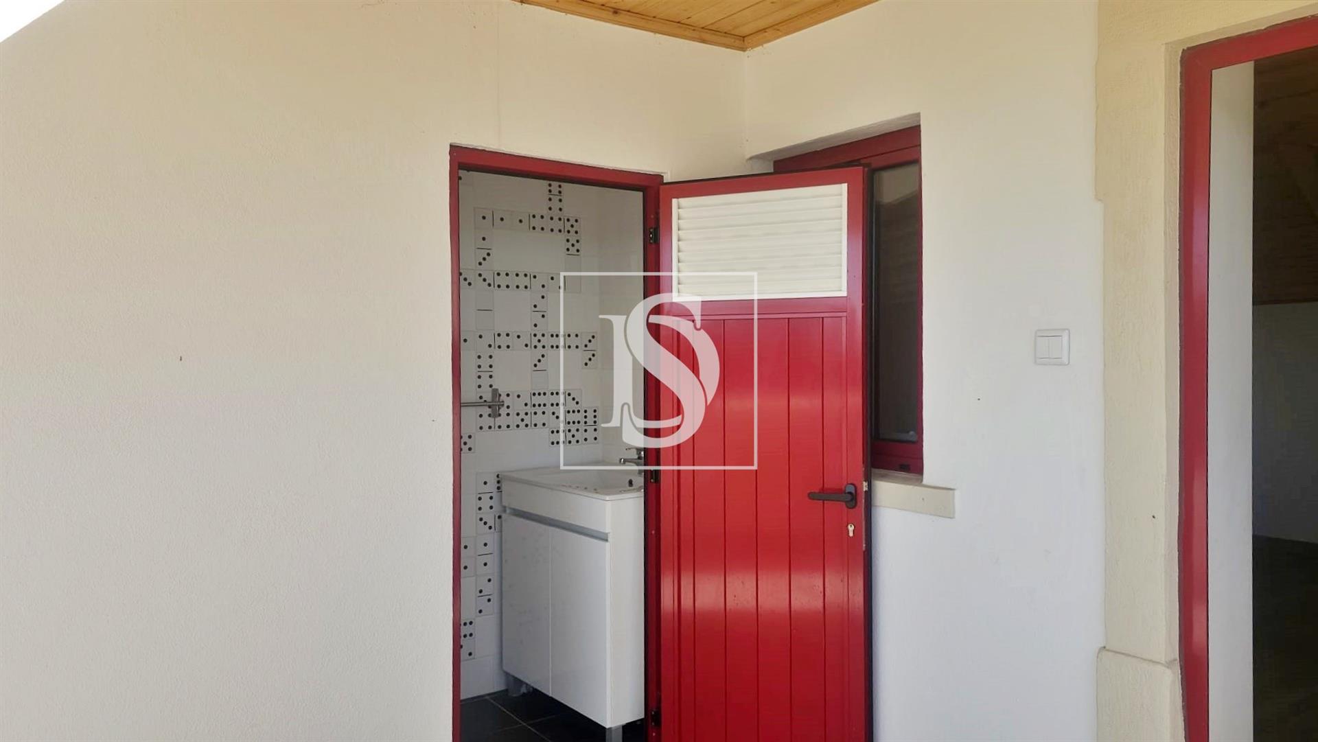 Live with Tradition – Villa met 2 slaapkamers en patio in Montemor-o-Velho
