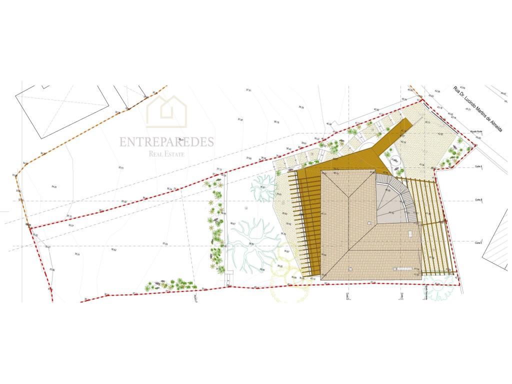 Terreno con proyecto aprobado para comprar en Atães, Jovim. Portugal