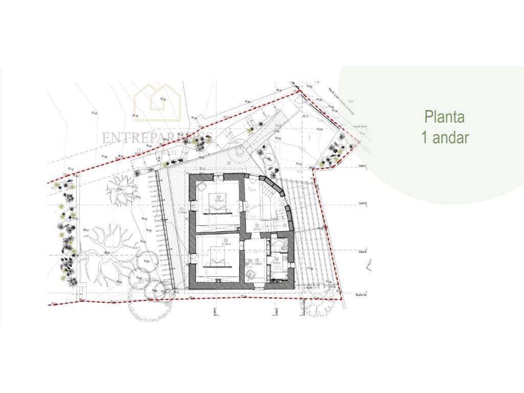 Terreno con proyecto aprobado para comprar en Atães, Jovim. Portugal