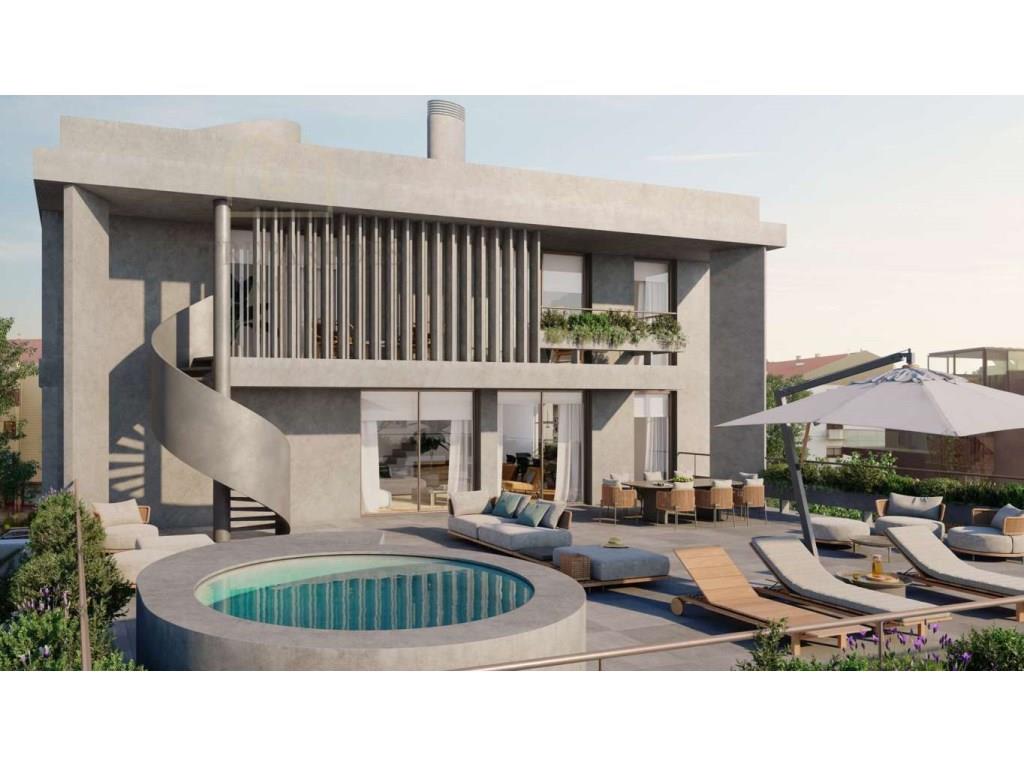 Apartamento T4 Duplex com terraço e varanda no Edifício Paulo Dias Novais - zona nobre Boavista, par