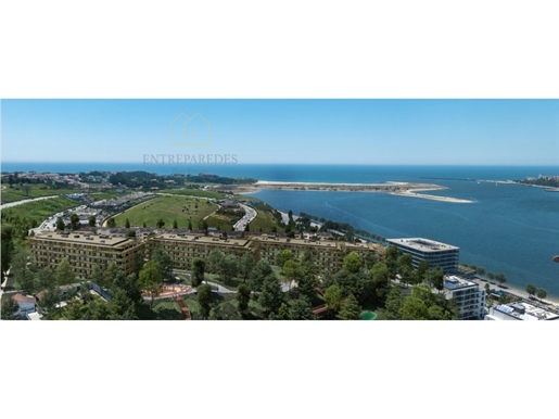 Excellent 3 bedroom apartment with terrace to buy next to Marina da Afurada - Vng- Porto