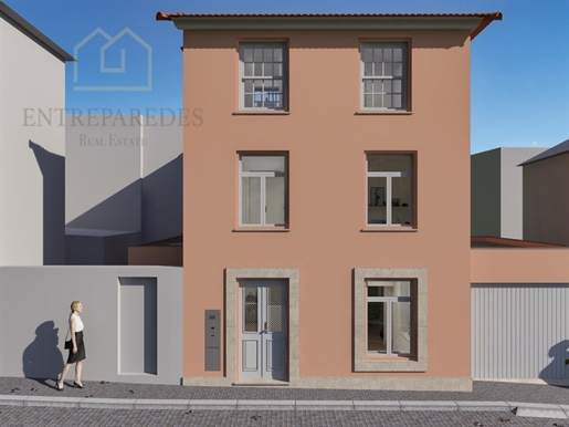 Terrain avec projet approuvé pour villa de luxe - Foz Velha, 4 façades avec garage pour 2 voitures à