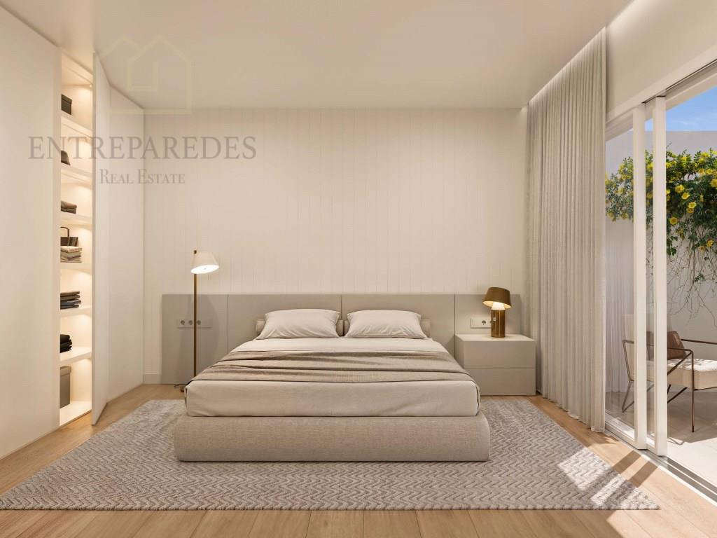 Fantástico apartamento de 3 dormitorios con patio, 2 plazas de aparcamiento y anexo, en venta en Mat